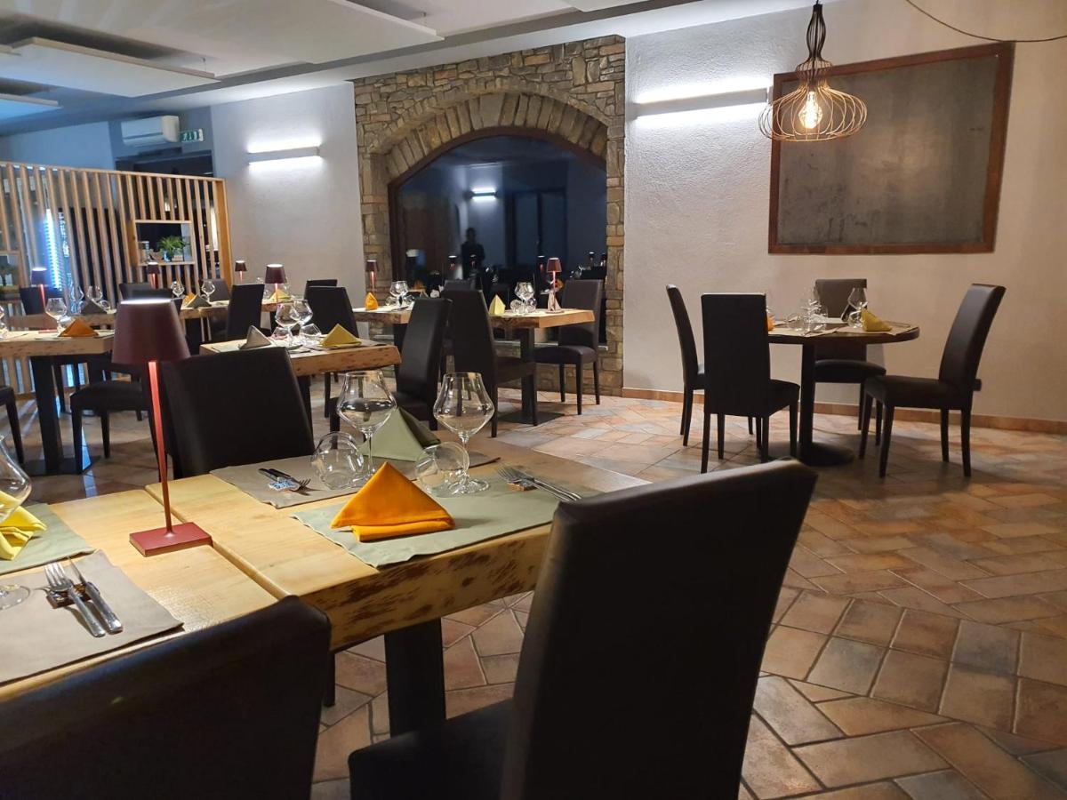 Agriturismo Cascina L'Arche Santo Stefano Belbo Zewnętrze zdjęcie