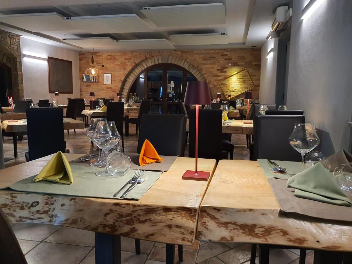 Agriturismo Cascina L'Arche Santo Stefano Belbo Zewnętrze zdjęcie
