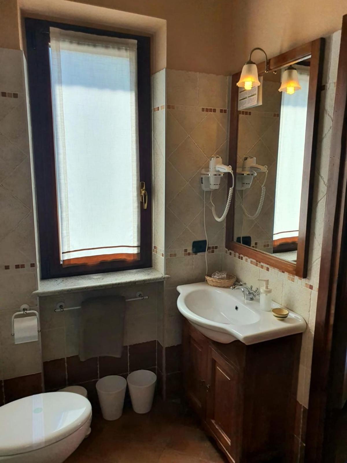 Agriturismo Cascina L'Arche Santo Stefano Belbo Zewnętrze zdjęcie