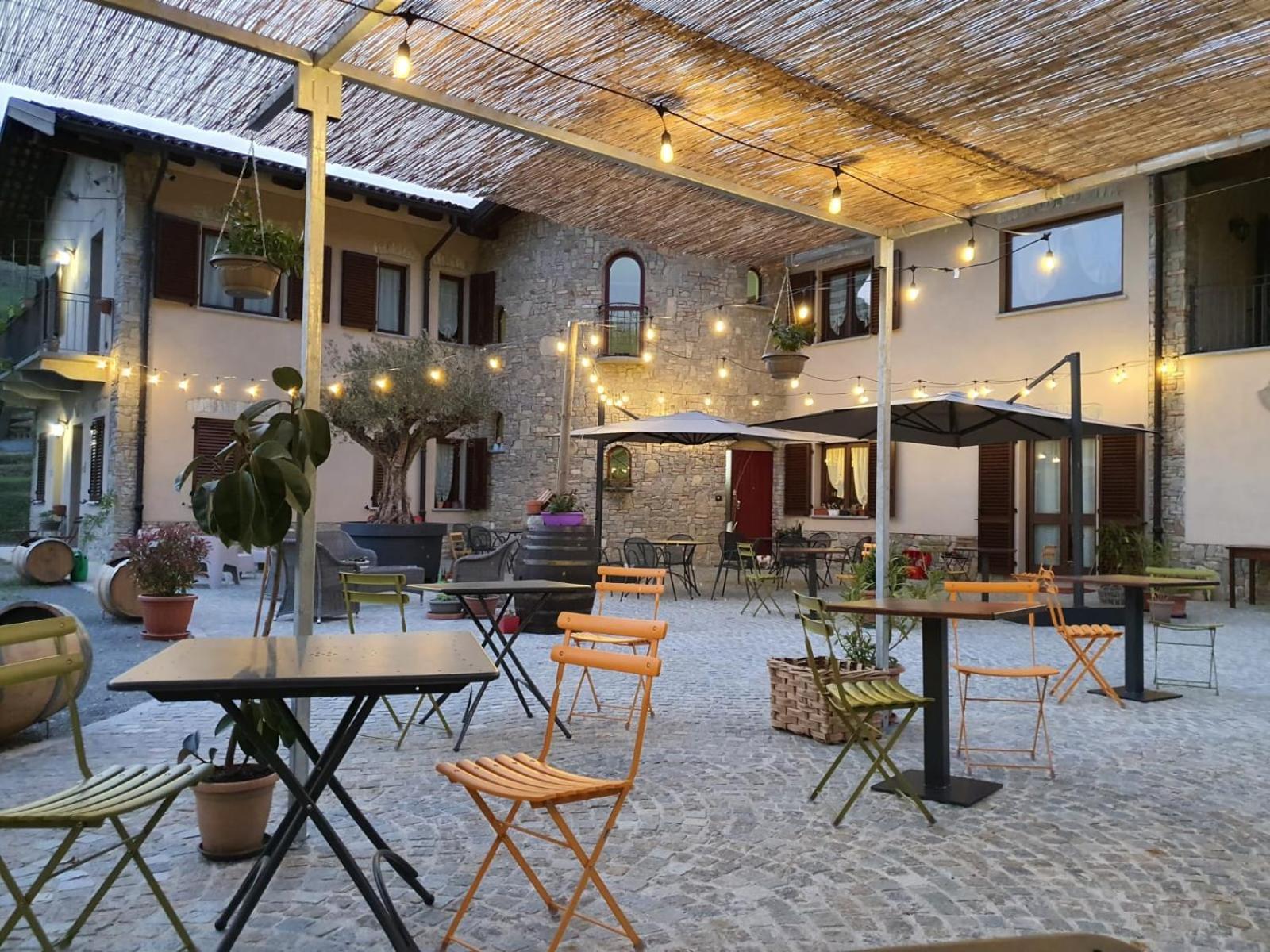 Agriturismo Cascina L'Arche Santo Stefano Belbo Zewnętrze zdjęcie