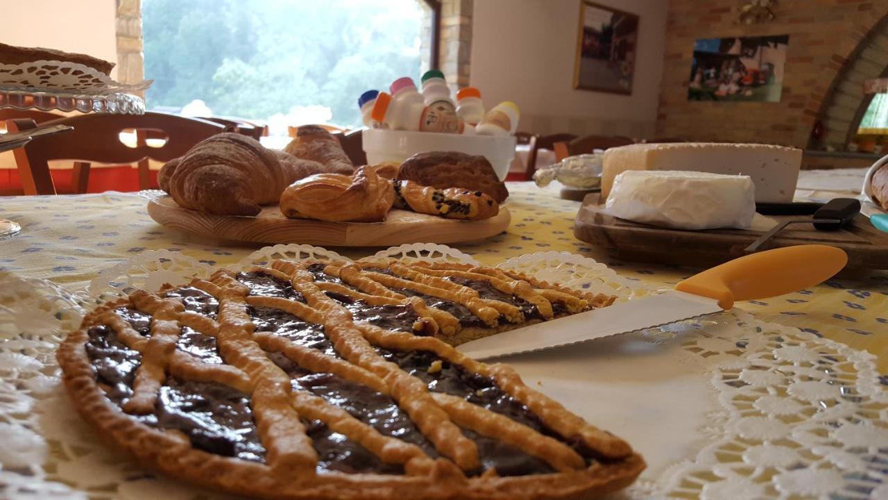 Agriturismo Cascina L'Arche Santo Stefano Belbo Zewnętrze zdjęcie